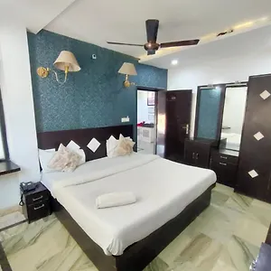 Hotel Laxman By The Golden Taj Group &hotels, Agra (Uttar Pradesh)